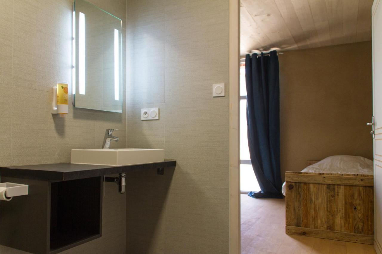 Bazoges-en-Paillers Le Puy Carmin - Chambre D'Hotes Avec Jacuzzi المظهر الخارجي الصورة