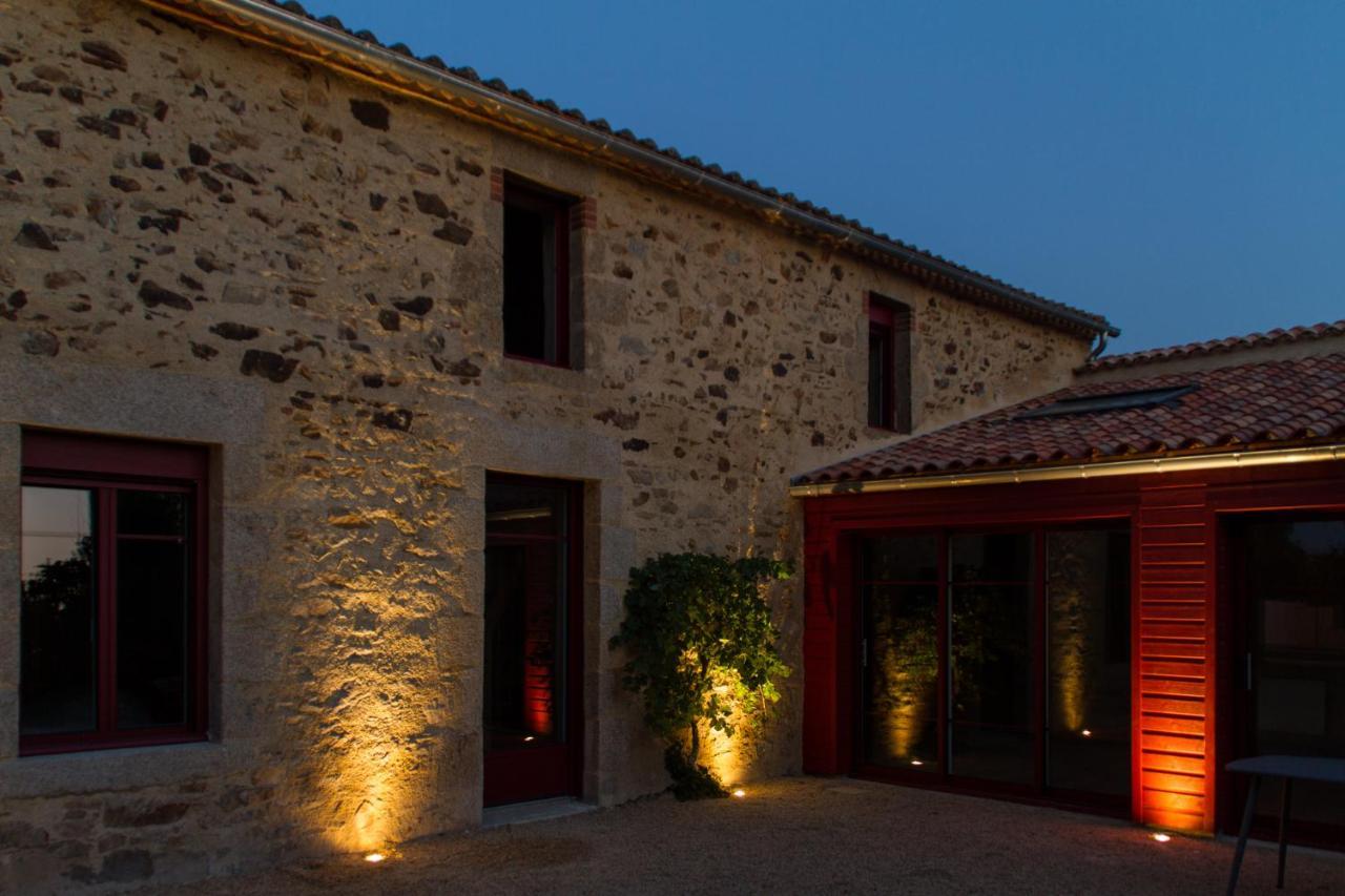 Bazoges-en-Paillers Le Puy Carmin - Chambre D'Hotes Avec Jacuzzi المظهر الخارجي الصورة