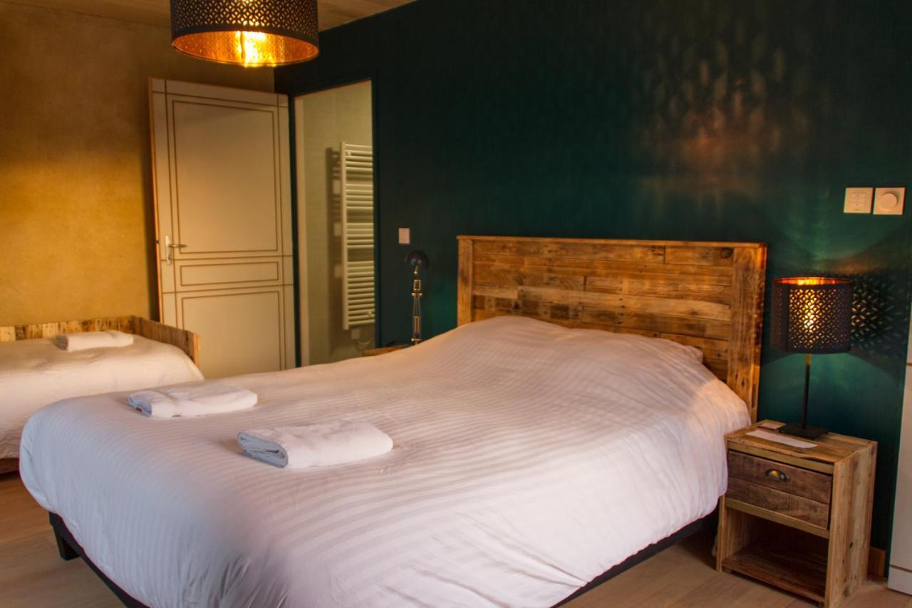 Bazoges-en-Paillers Le Puy Carmin - Chambre D'Hotes Avec Jacuzzi المظهر الخارجي الصورة